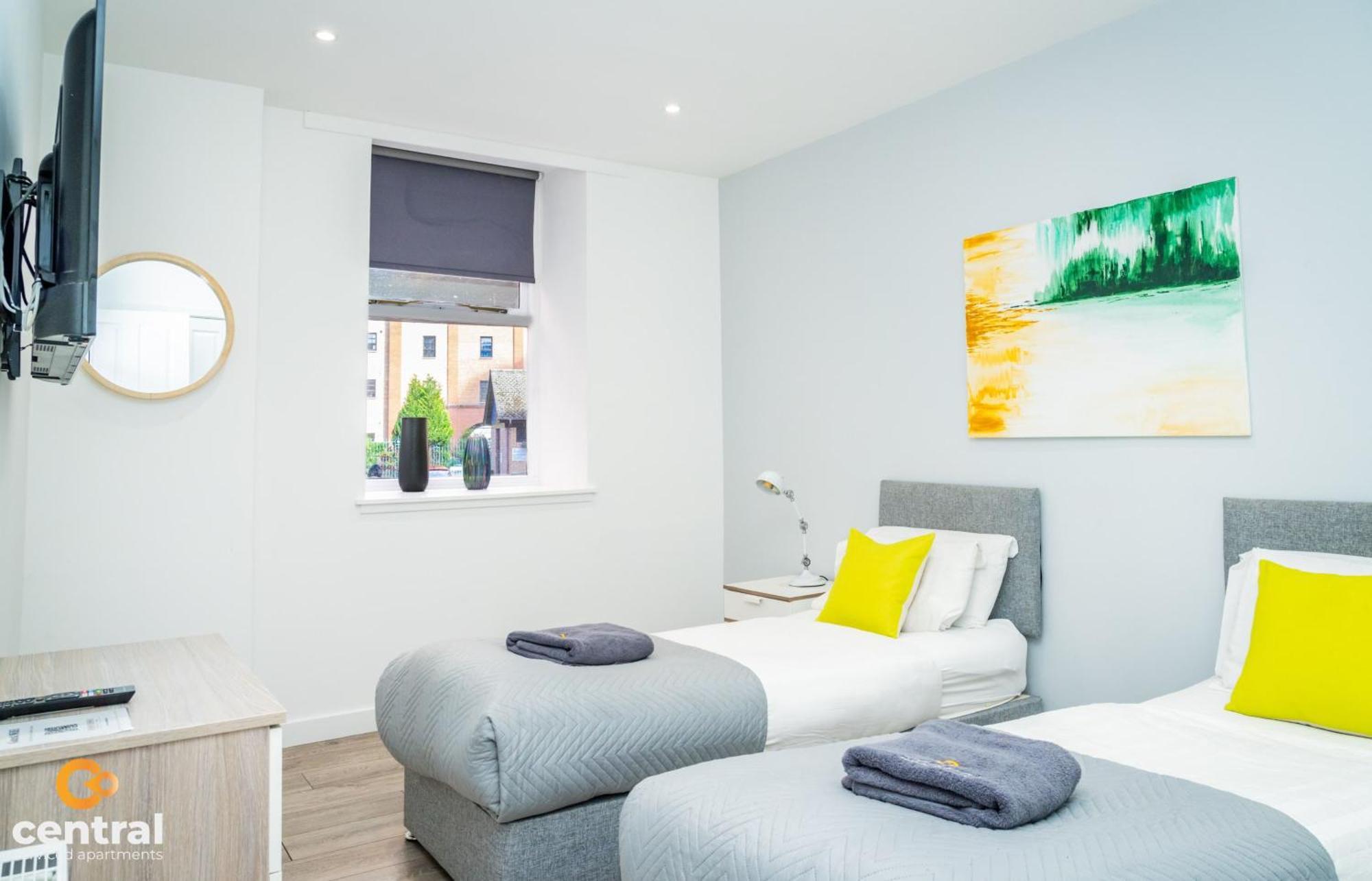 Central Serviced Apartments - 2 Bedroom - Walk Away From City Centre & Universities - Sleeps 4 - 3 X Double Beds - Smart Tvs In All Rooms - Short Term Stays Welcome - Walk Away From Train & Bus Station - Preferred Location For Short Stay In Dundee Exterior foto